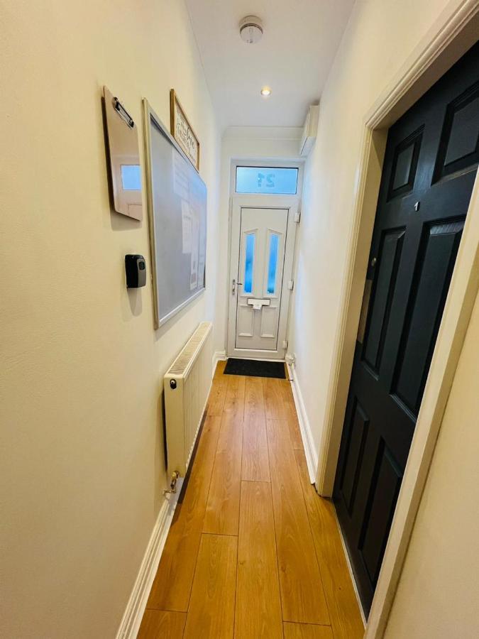 Luxury Double & Single Rooms With En-Suite Private Bathroom In City Centre Stoke On Trent Extérieur photo